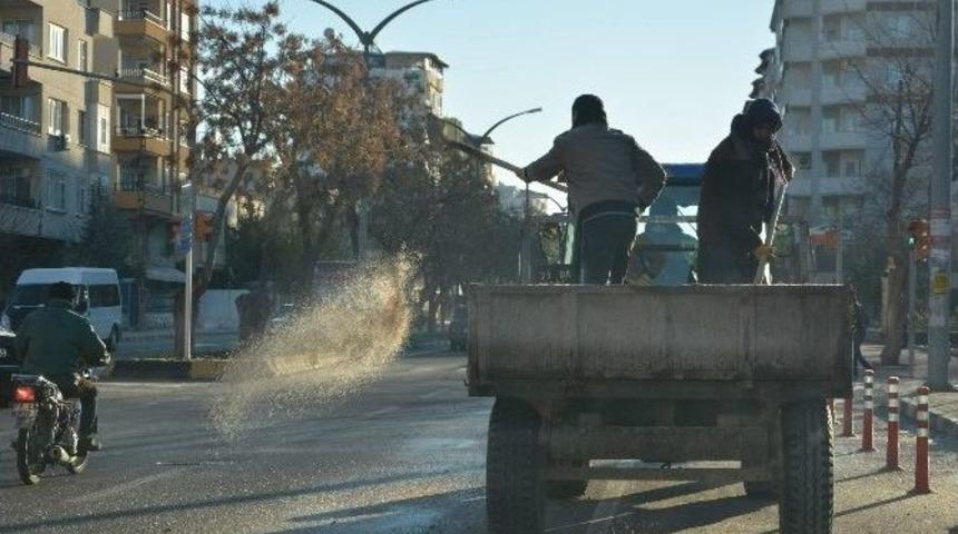 Don Ve Buzlanmaya Karşı Tuzlama &Ccedil;alışması Yapıldı
