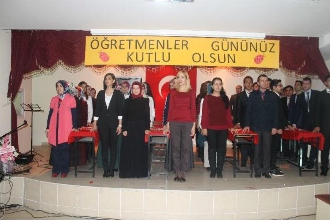 Akdağmadeni İl&ccedil;esinde 24 Kasım &Ouml;ğretmenler G&uuml;n&uuml; Kutlandı