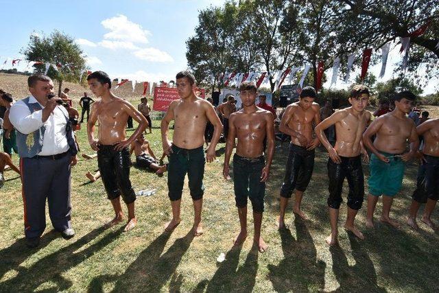 H&uuml;seyin Pehlivan Yağlı G&uuml;reşleri Başladı 3