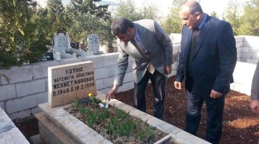 Şahin, &Ouml;ğretmenleri Unutmadı