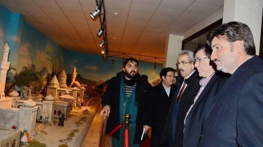 Sakarya Milletvekili &Uuml;st&uuml;n Somuncu Baba&rsquo;ya Hayran Kaldı