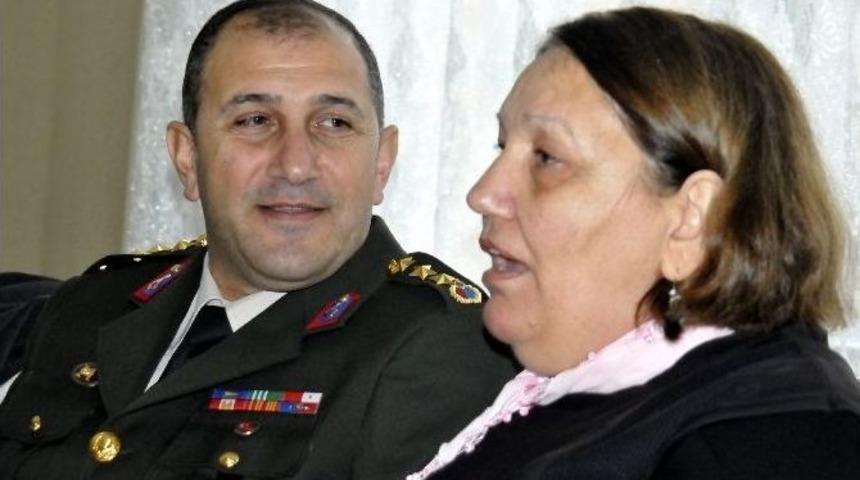 Alay Komutanı 40 Yıl Aradan Sonra &Ouml;ğretmeni İle Buluştu