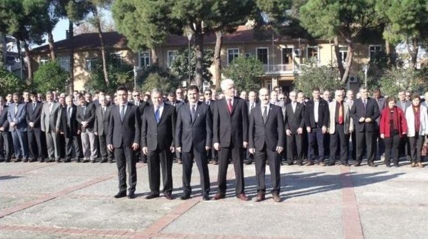 Salihli&rsquo;de &Ouml;ğretmenler G&uuml;n&uuml; T&ouml;renlerle Kutlandı