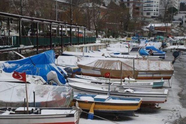 Düzce'de 220 Köy Yolu Ulaşıma Kapandı