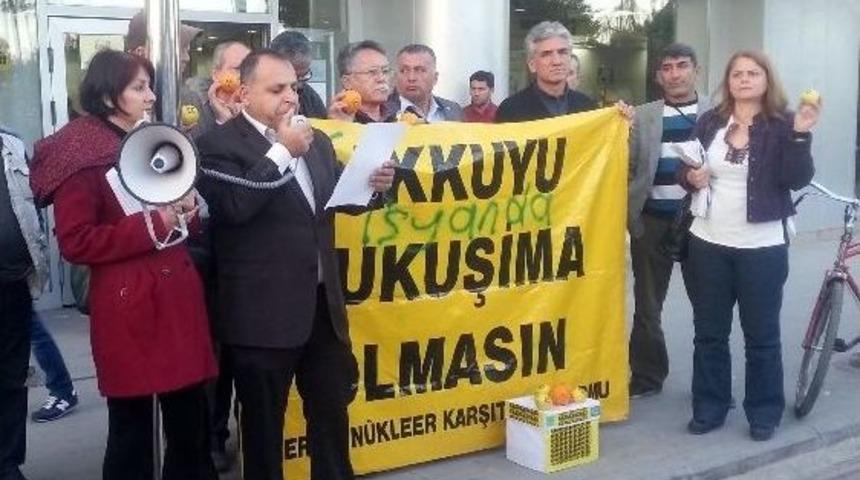 N&uuml;kleer Karşıtları Topladıkları İmzaları &Ccedil;evre Ve Şehircilik Bakanlığı&rsquo;na G&ouml;nderdi