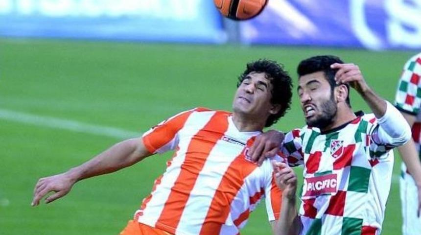 G&ouml;ztepe'den Mehmet Yiğit'e Kanca