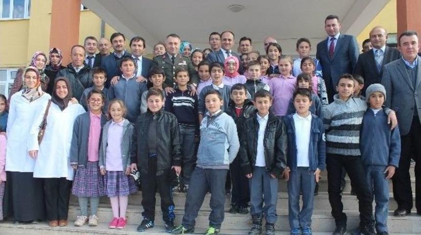 Beyşehir&rsquo;de &Ouml;ğretmenler G&uuml;n&uuml; Kutlamaları