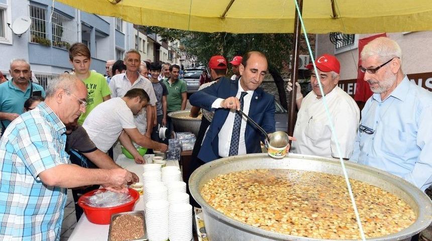 Edebali Aşure Dağıttı