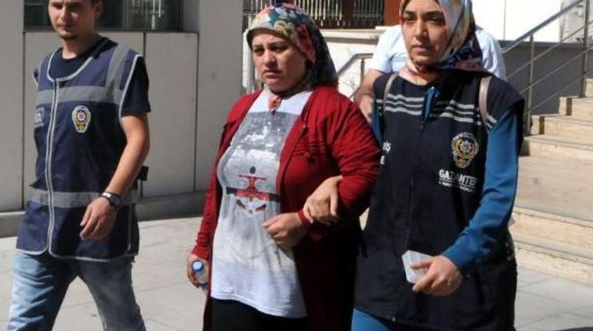 Temizlediği Villadan 200 Bin Liralık Altın &Ccedil;alan Kadın Yakalandı