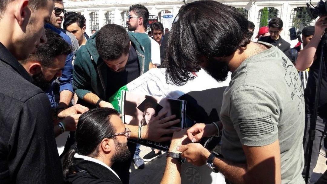 Suriyeli Aktivist Ve Gazeteci Kızı Son Yolculuğuna Uğurlandı