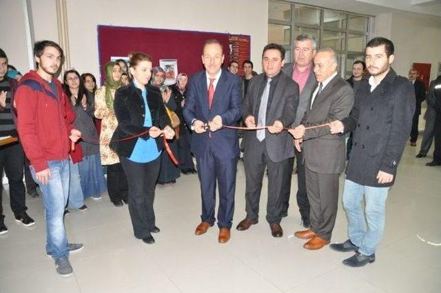 T&uuml;rk Dili Ve Edebiyatı B&ouml;l&uuml;m&uuml; Materyal Tasarım Sergisi 1