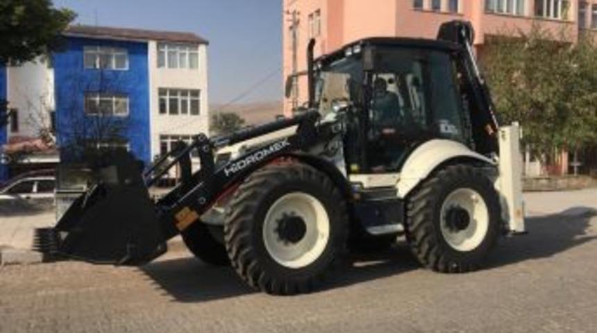 &Ccedil;ıldır Belediyesi Makine Parkını Genişletiyor