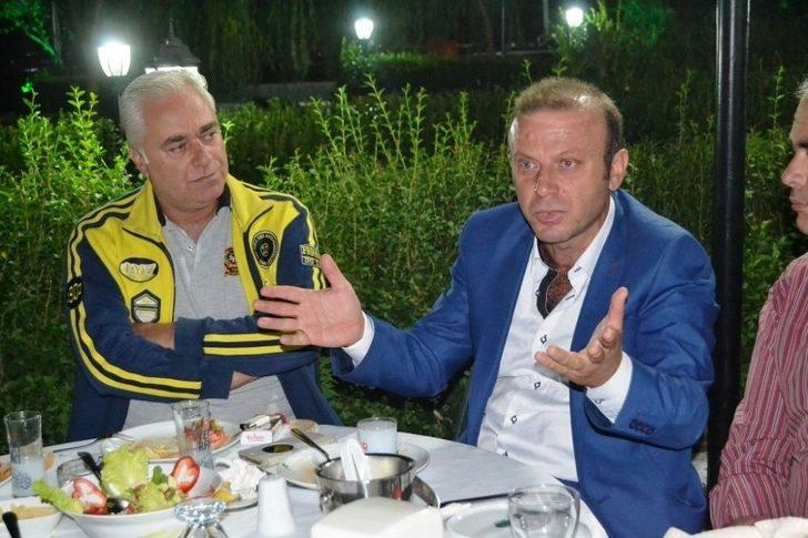 Ayvalıklı Kulüplerden Futbol Birlikteliği G1