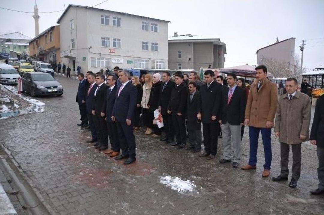 Şenkaya&rsquo;da Gen&ccedil; &Ouml;ğretmenler Yemin Etti