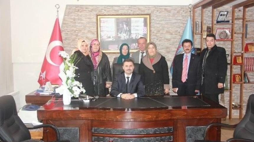 Ak Parti&rsquo;den &Ouml;ğretmen G&uuml;n&uuml; Etkinliği