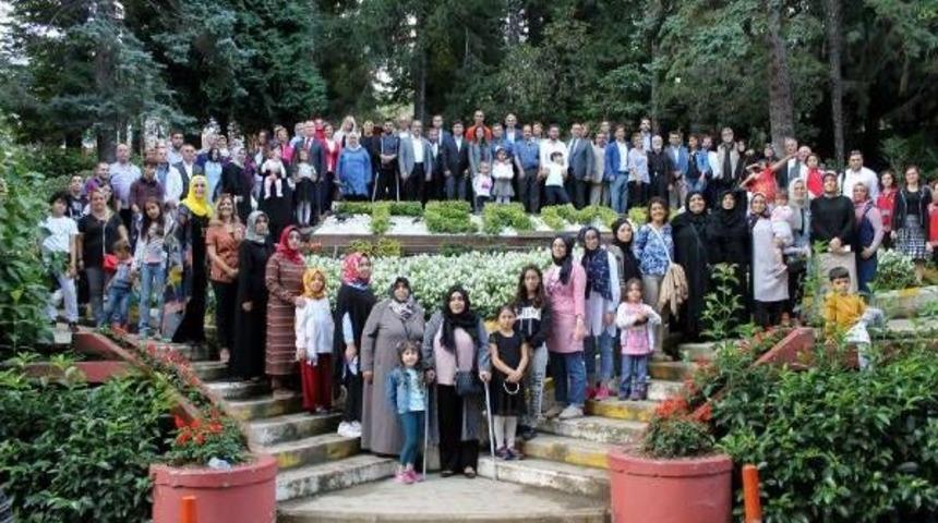 15 Temmuz Gazileri Ve Şehit Aileleri Termal&rsquo;I Gezdi