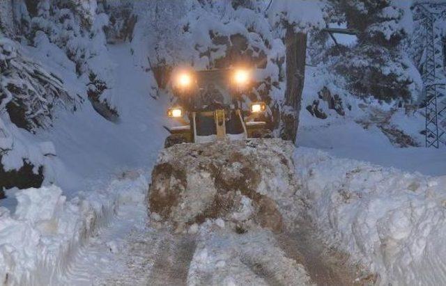 Yayla Evlerinde Mahsur Kalanlar 9 Saatte Kurtarıldı