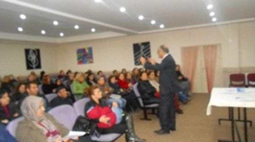 Velilere Sınav &Ouml;ncesi Eğitim Verildi