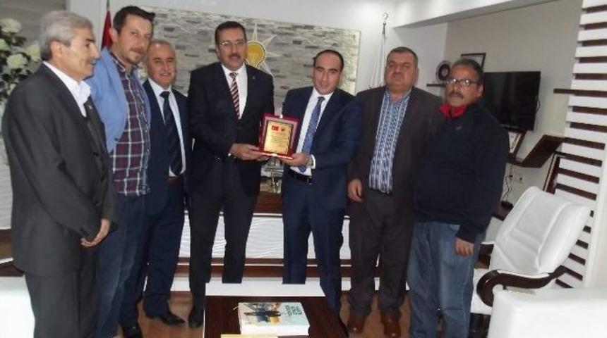 Battalgazi Belediyespor Y&ouml;netiminden Ak Parti&rsquo;ye Ziyaret