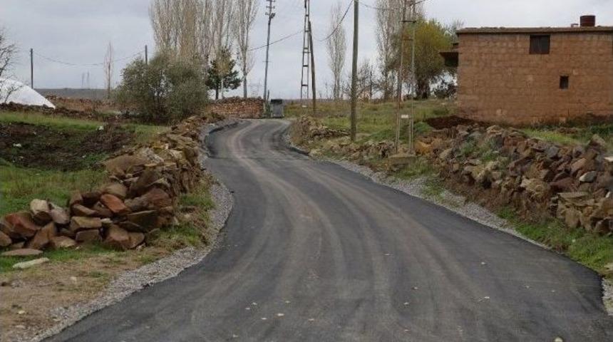 G&ouml;lbaşı Asfaltlanıyor