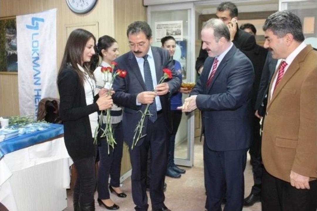 Tuşba&rsquo;da &Ouml;ğretmenler G&uuml;nu Etkinliği