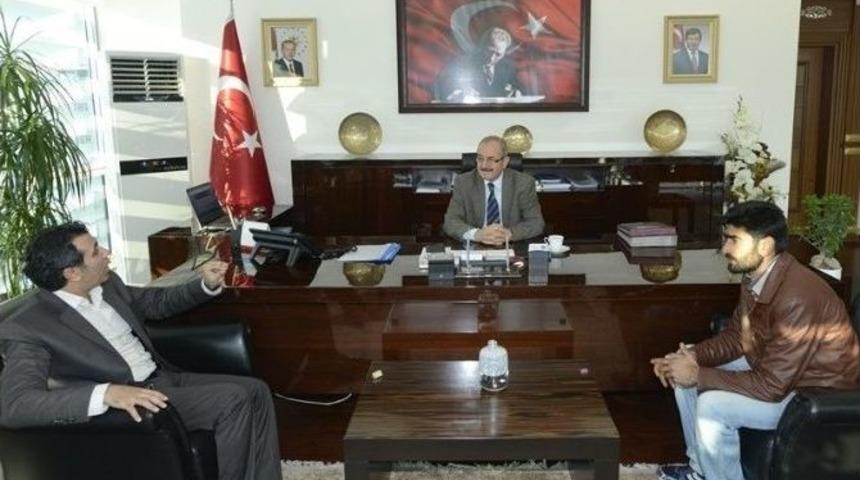 Kocabaş Mahallesi Sakinlerinden Vali Kocatepe&rsquo;ye Ziyaret