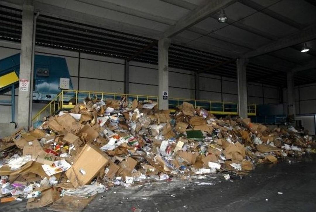 T&uuml;rkiye&rsquo;de İlk Kez Atıklar Konutlarda Toplanıyor