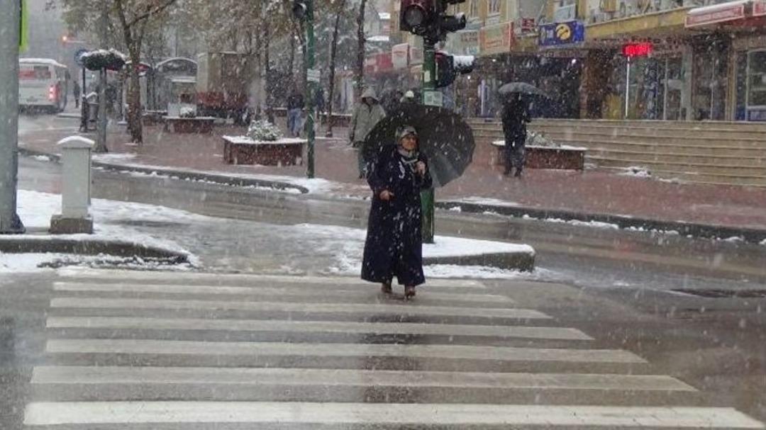 Isparta’ya İlk Kar Yağışı