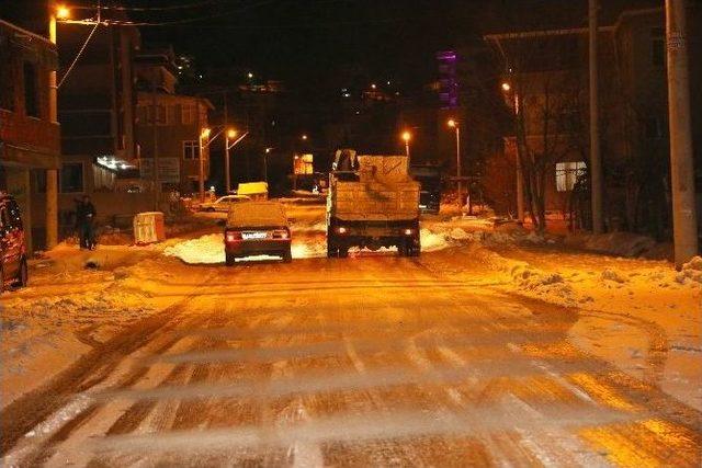 İlkadım’da Tuzlama Çalışması