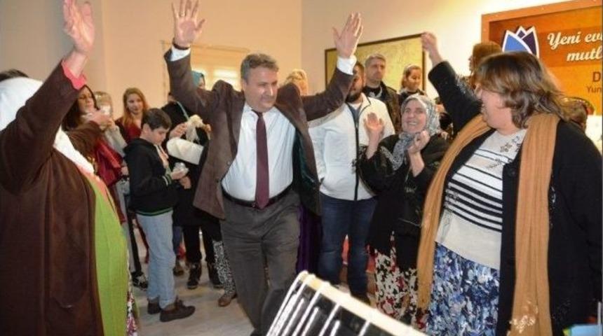 Başkan &Ccedil;er&ccedil;i&rsquo;den Roman Havası