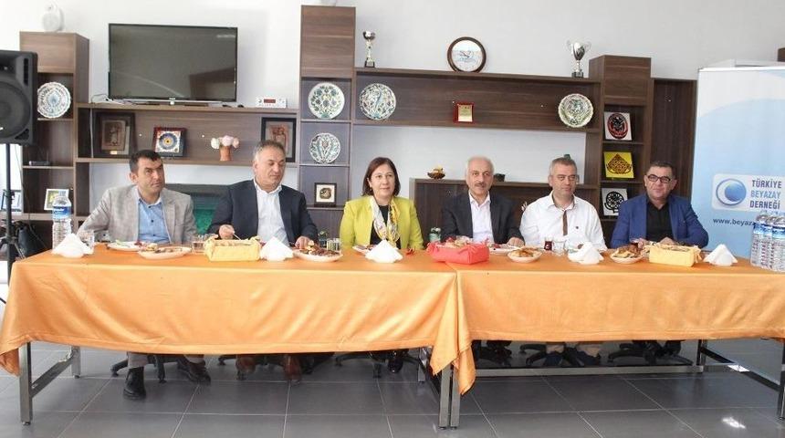 Türkiye Beyazay Derneği İç Anadolu Ve Karadeniz Bölge Toplantısı Çorum’da Yapıldı