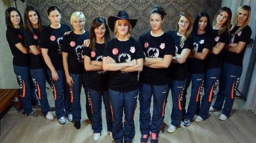 Paşa&rsquo;nın Melekleri St&uuml;dyoda Ter D&ouml;kt&uuml;