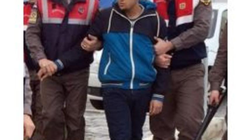 Cezaevi Firarisi, Kız Kardeşini Silahla Yaralayınca Yakalandı