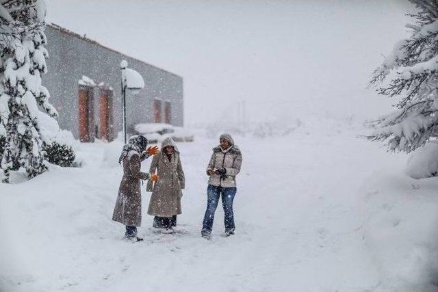 Divapan &Ccedil;alışanlarının Kar Keyfi 2