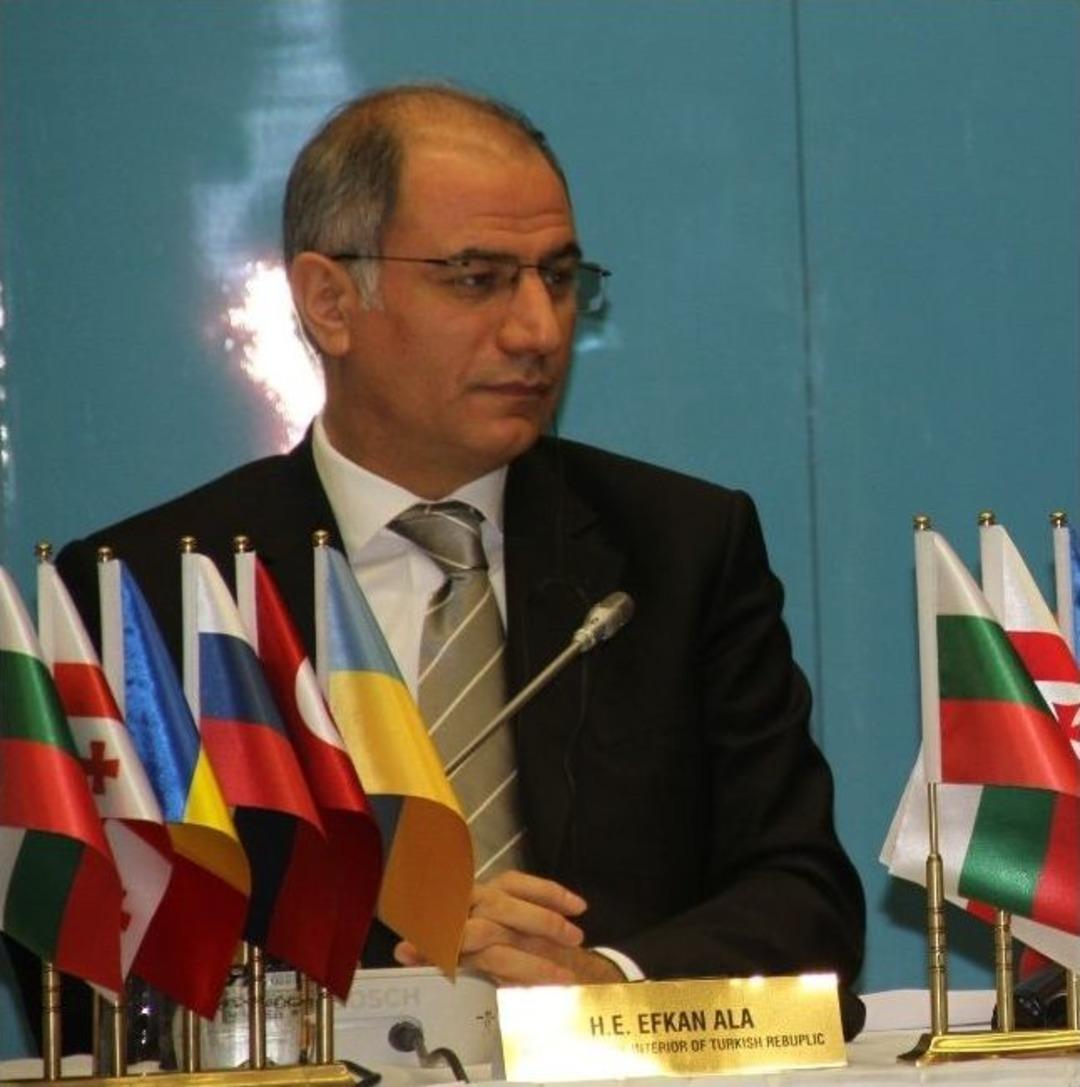 Bakan Ala: &ldquo;5 Bin Polis Daha Sahada G&ouml;rev Alacak&rdquo;