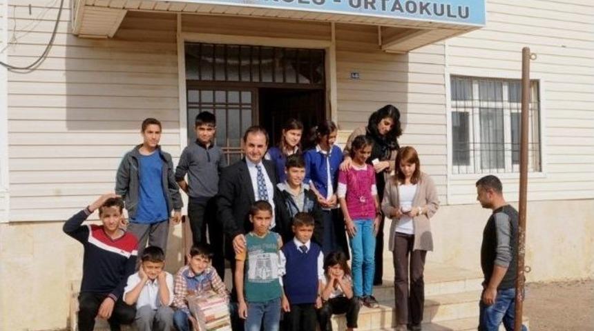 Cizre Kaymakamlığı’ndan Köy Okullarına Kitap Desteği
