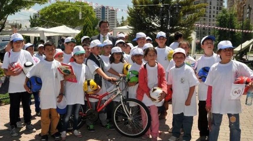 Ke&ccedil;i&ouml;ren&rsquo;in &Ccedil;evre &Ccedil;i&ccedil;ekleri T&uuml;rkiye&rsquo;ye Yayılıyor