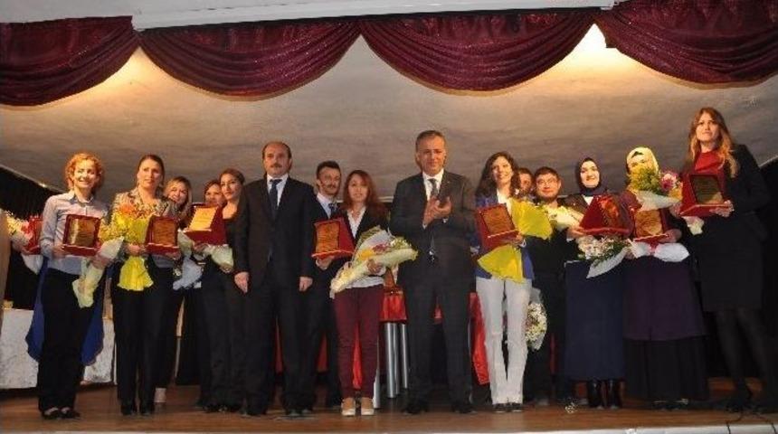 Erdemli&rsquo;de &Ouml;ğretmenler İ&ccedil;in Yemin T&ouml;reni D&uuml;zenlendi