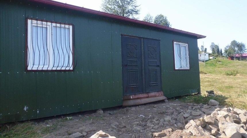 Yaylalardaki Kaçak Yapılar Yıkılıyor