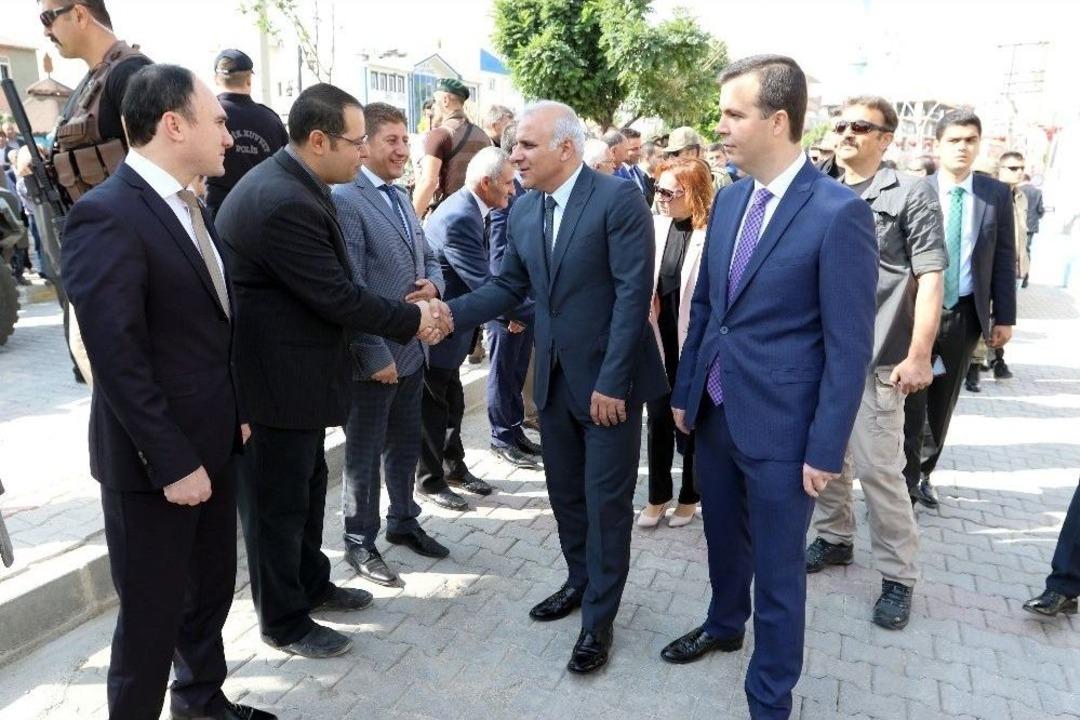 Vali Zorluoğlu&rsquo;nun &Ouml;zalp Temasları