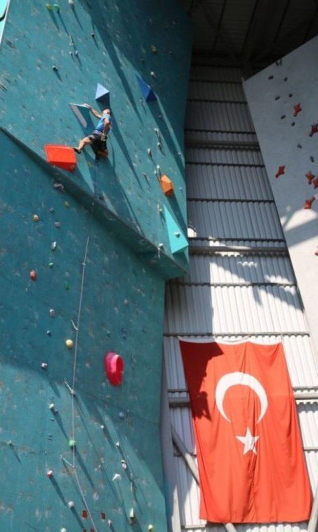 Tırmanış Yarışmasında Heyecan Dorukta 2