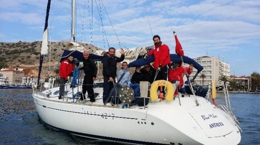 30 &Uuml;niversite &Ouml;ğrencisi Yelkenle Tanıştı