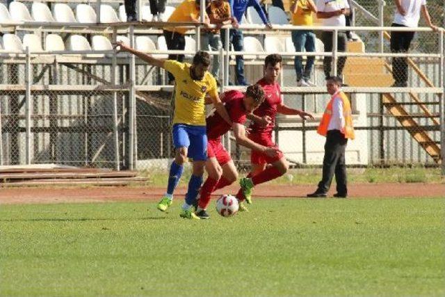 Kocaeli Birlikspor - Bucaspor: 1-1