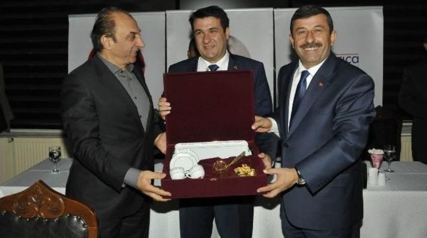 Darıca&rsquo;da &Ouml;ğretmenler G&uuml;n&uuml; Kutlandı