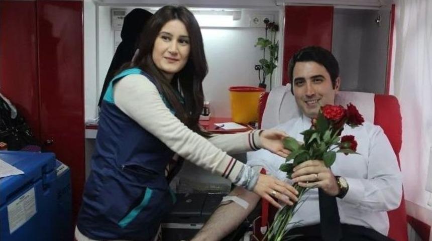 Ayvacık&rsquo;ta Kan Bağışı Kampanyası