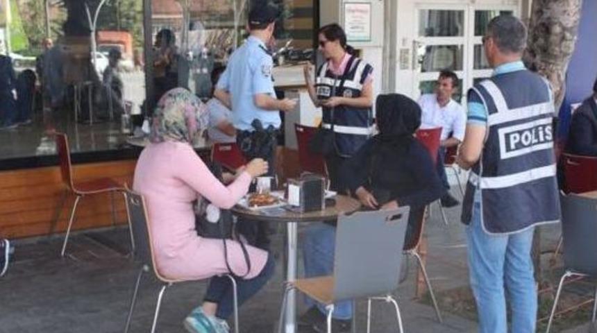 Emniyet’ten Okul Çevrelerinde Ve Parklarda Sıkı Denetim