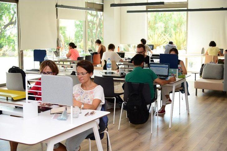 Kadıköy’de Ortak Çalışma Alanı Hizmete Açıldı G2