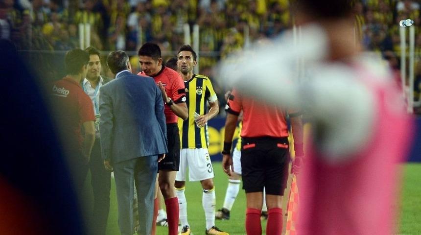 Şenol Güneş Tribüne Gönderildi