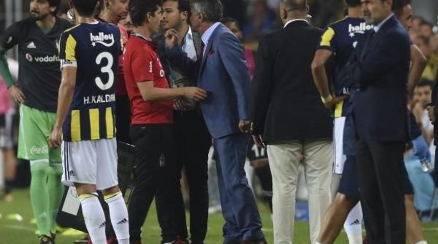 Şenol Güneş, Hakem Tarafından Tribüne Gönderildi (Fotoğraflar)