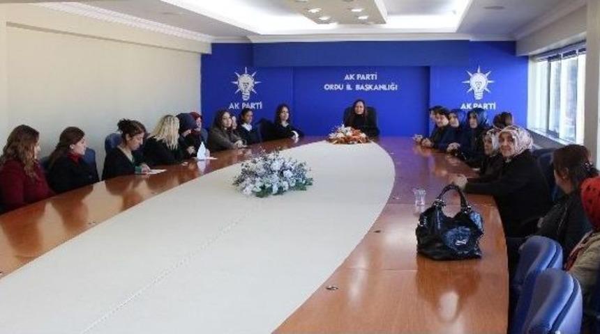 Kadına Y&ouml;nelik Şiddetle Uluslararası M&uuml;cadele G&uuml;n&uuml;